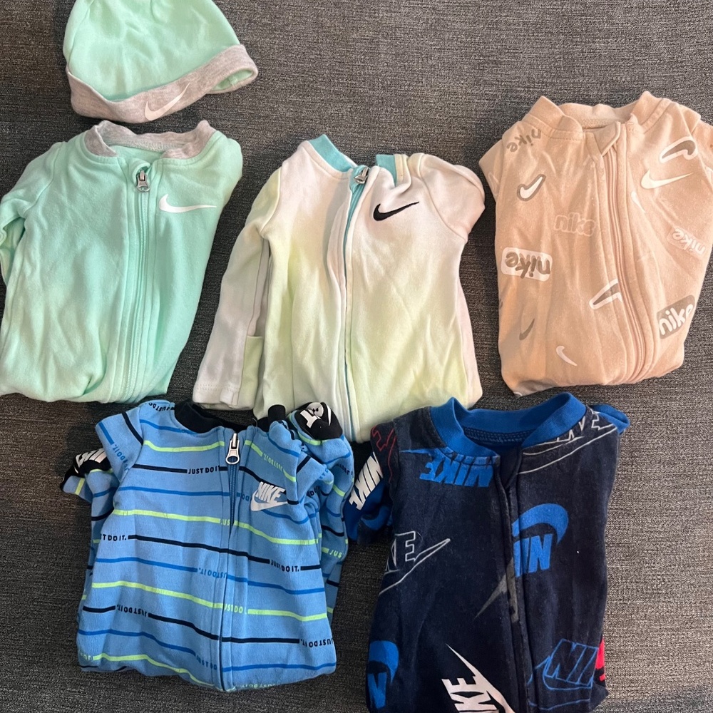 Bundle of 5 Nike Footed Pajama Sleepers - Newborn Baby Boy
